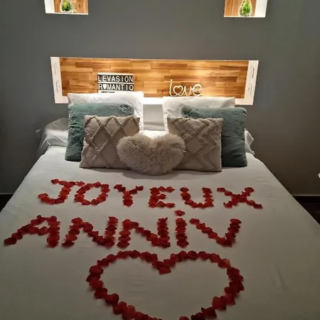 De Charme Jacuzzi Et Jardin Privatif Au Calme 10min De Paris * Saint-Prix (Val d'Oise)