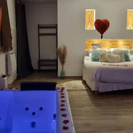 Guest house De Charme Jacuzzi Et Jardin Privatif Au Calme 10min De Paris *