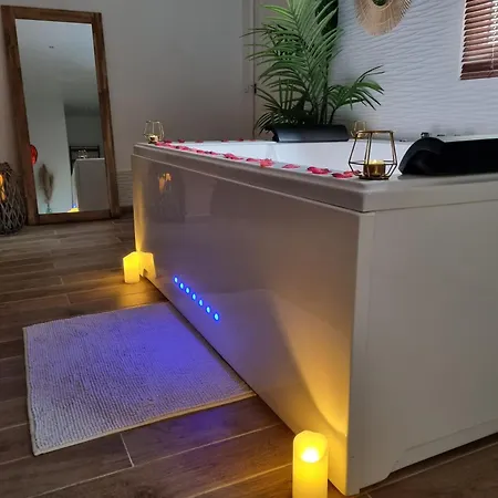 Evasion Romantique De Luxe Jacuzzi Jardin Privé Proche Paris