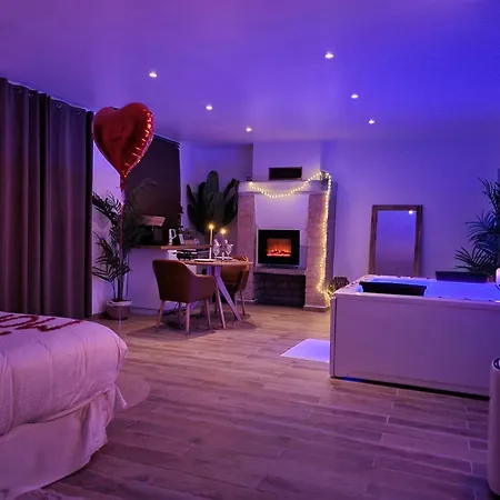 De Charme Jacuzzi Et Jardin Privatif Au Calme 10min De Paris Guest house *