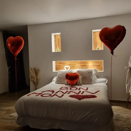 De Charme Jacuzzi Et Jardin Privatif Au Calme 10min De Paris Saint-Prix (Val d'Oise)