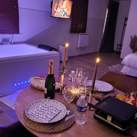 Guest house Loft De Luxe Avec Jacuzzi Jardin Prive Pres De Paris Et 20Min Stade De France Saint-Prix (Val d'Oise)